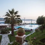 Hotel Marmari Bay 3*